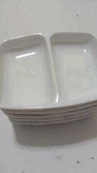 Product Review of ￼Piring Tempat Sambel Melamin Sekat 2  ( 6 pcs ) Piring Sambal Melamine - Piring Saos Melamin - Mangkok Sambal Melamin - Mangkuk Sambel Melamine Hijau Merah Kitchenware Putih from C**🐾 0