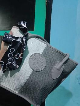 Product Review of [Beli lokal] Lk. Simponi totebag Wanita casual Durable Chic tas tote bag whits bagkerja tote  bag serbaguna sage from d** 0