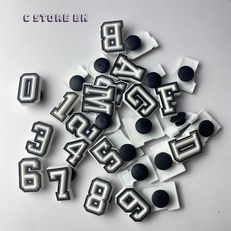Charm chữ cái và số sẵn chân trang trí mọi loại dép đặc sắc - C Store BN
