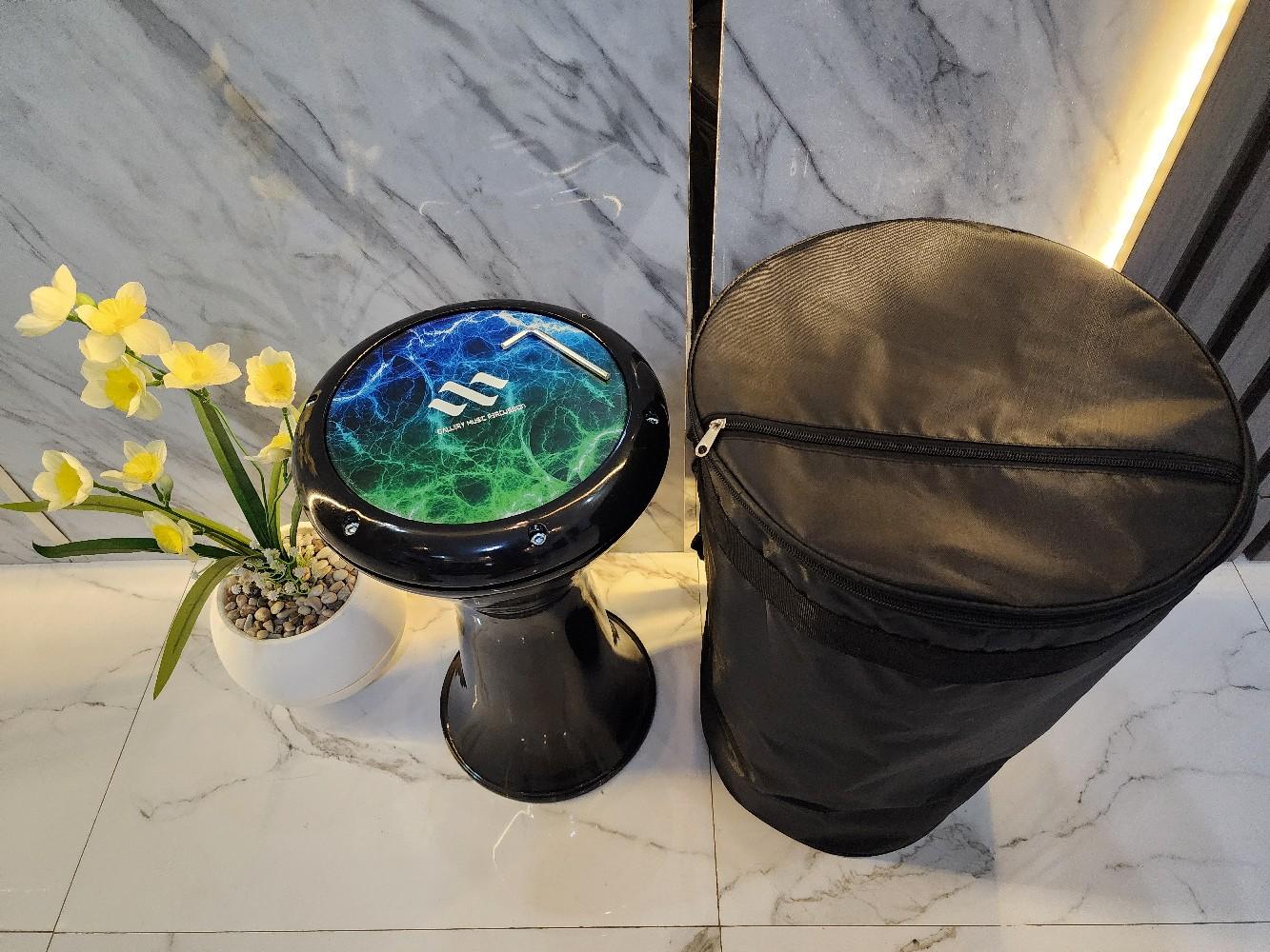 Darbuka Size 8 inch polos glowsi mika GMP, fullset dengan tas, Free kunci L. Aluminium Darbuka Size 8 inch polos glowsi mika GMP, fullset dengan tas, Free kunci L. Aluminium