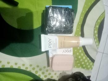 Product Review of Pixy Perfect Fit Liquid Foundation SPF35 PA++ Gratis Pixy UV Whitening Two Way Cake Refill Wajah from E**a 0