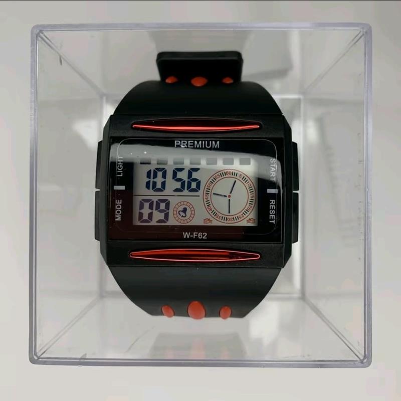 100 % Original Jam Tangan Lasika Bentuk / Body Kotak Anti Air watchh { dapat box , baterai cadangan + gelang } 3