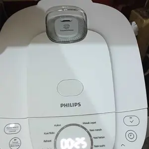 Philips Rice Cooker 1.8 L - 3000 Digial Series HD4716/30 - Putih - Anti lengket - FreshDefense Technology - Nasi No Basah No Basi - 400, penanak nasi, rice cooker digital, rice cooker digital philips, digital rice cooker