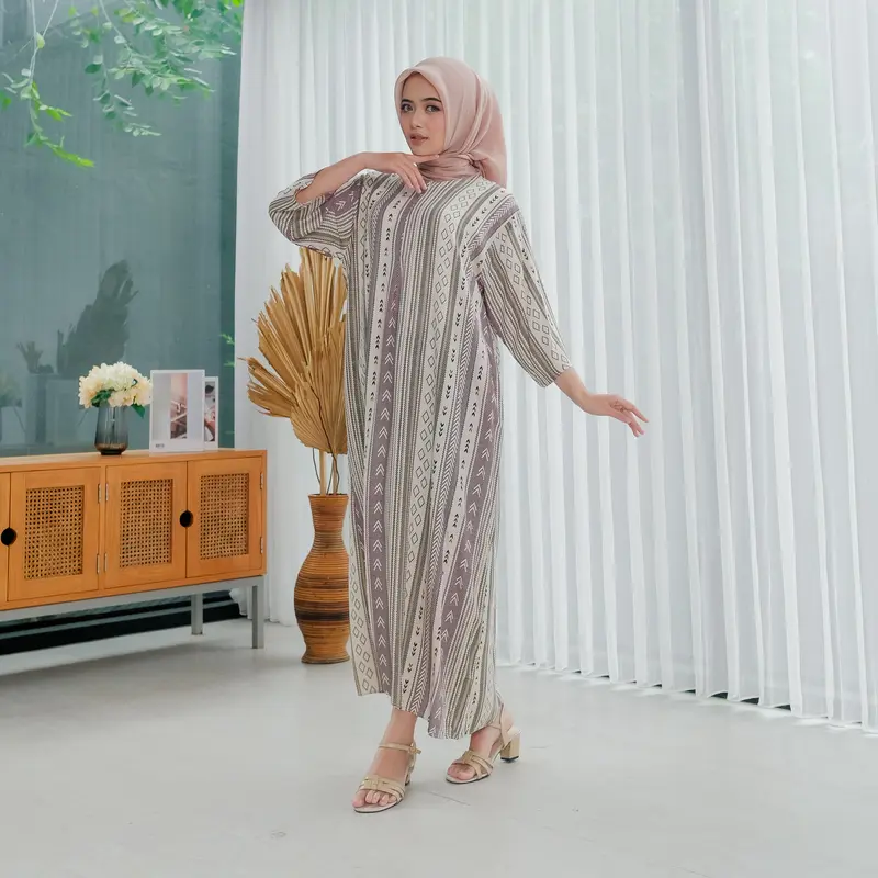 Shebia Dress Daster Lengan 3/4 Midi Rayon Motif Busui 4