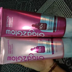 [10K EXTRA DISCOUNT] Glad2Glow 2in1 Day And Night Body Lotion Set- Niacinamide+Retinol Paket Siang Malam Mencerahkan Kulit Menghaluskan Kulit Melembabkan Kulit Perawatan Tubuh Serum Tubuh Glowing Paket Serum Body Serum Vitamin B5 Vitamin E Kulit Cerah
