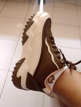 Product Review of GIOZURRO SEPATU WANITA SNEAKER WANITA TERBARU GZ8008 Sepatu Boots Wanita Sportif Ringan Casual Hitam Shoes Putih Olahraga from a**s 0
