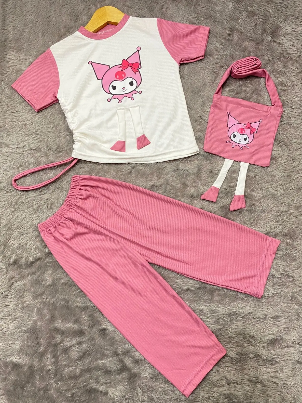 Setelan baju anak perempuan kuromi usia 1-10 tahun Pink