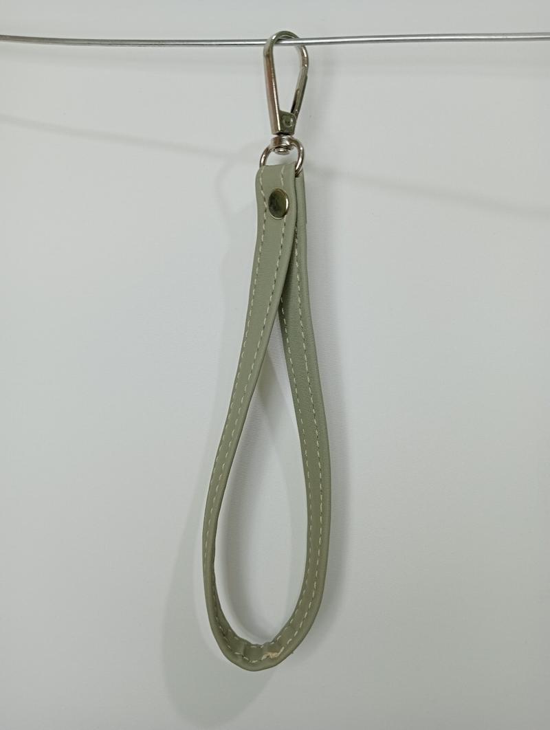 Product Introduction of Tali dompet wanita gantungan kunci motor gantungan kunci rumah gantungan kunci lemari gantungan tas aksesoris tas besi silver 40