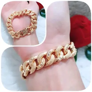 gelang tangan aksesoris perempuan warna gold cantik ,mewah,elegant
