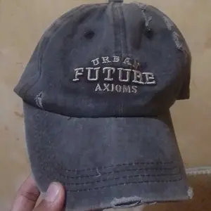 Miffy - Topi Pria Wanita Casual URBAN FUTURE Model Ripped Topi Baseball Cap