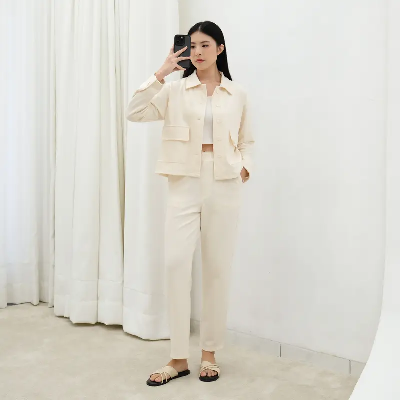 Jaket Relax Wanita | Grace Jacket | HULM 1