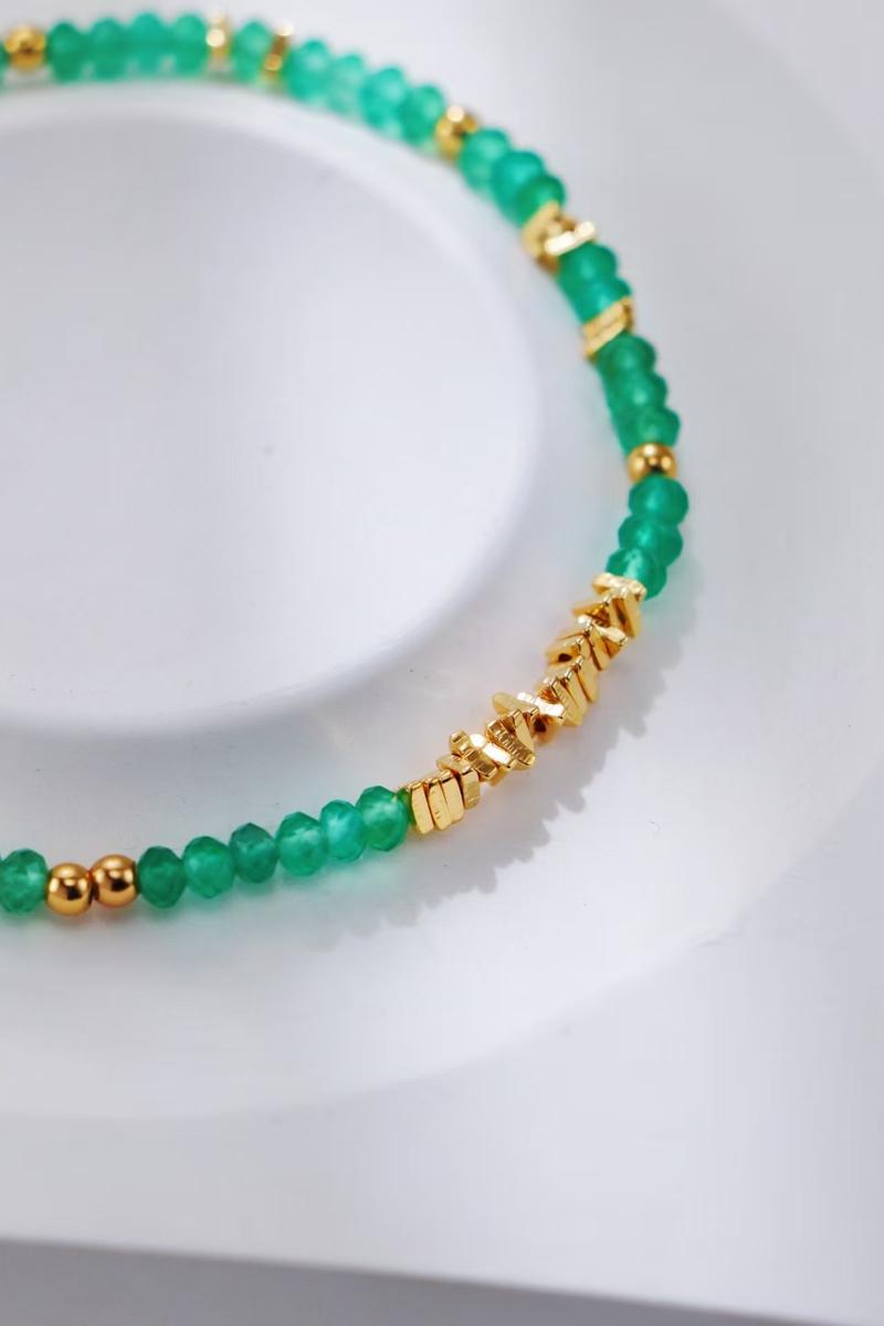 Product Introduction of S925 Silver Vintage Gold Green Agate Bracelet 4