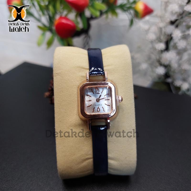 Product Introduction of Jam Tangan Wanita Analog Kulit Vintage Korea Fashion Mini 30