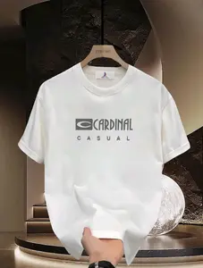 (COD)Kaos Premium Putih/Biru Tua "YZE MC" dengan Logo "CARDINAL CASUAL" yang Elegan, Tipografi Abu-abu yang Minimalis dan Potongan Klasik Cocok untuk Gaya Kasual Sehari-hari yang Stylish, Simpel, dan Mudah Dipadankan dengan Berbagai Model Celana