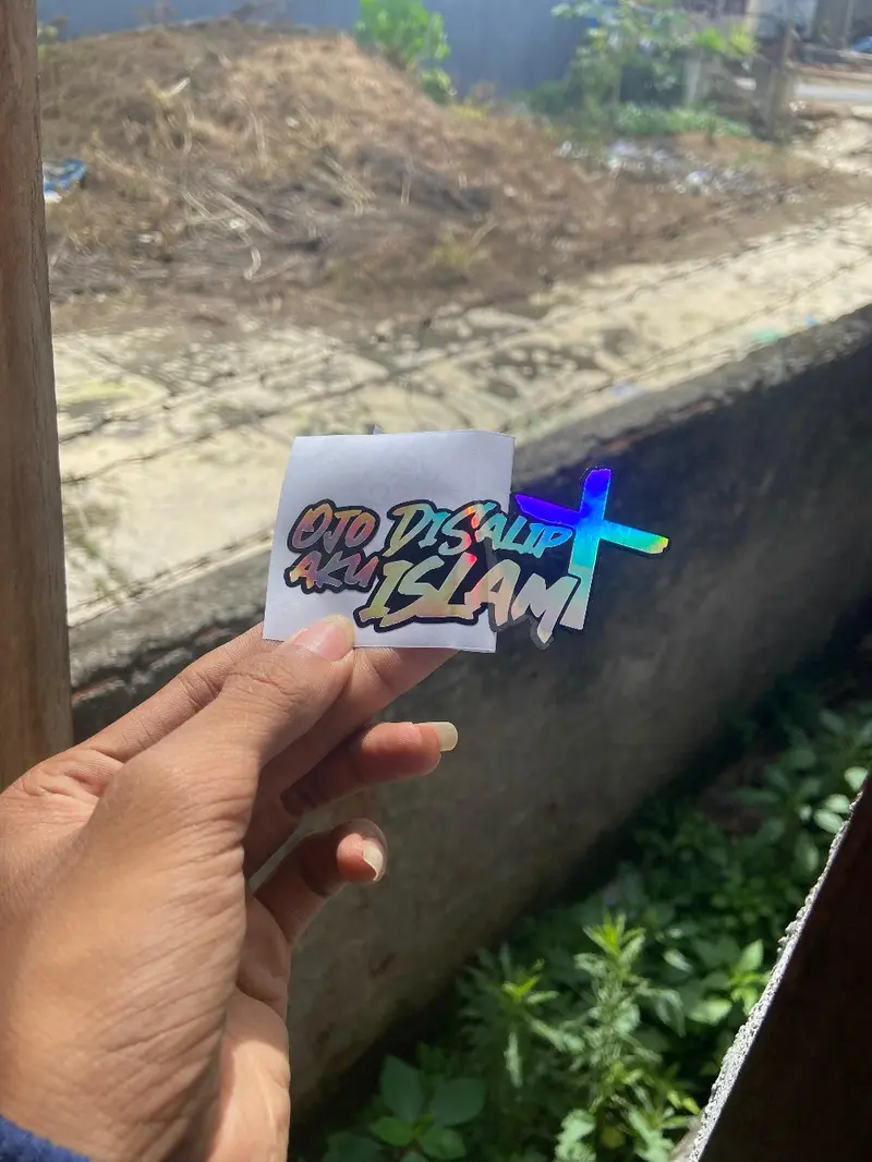 Product Introduction of STIKER CUTTING HOLOGRAM OJO DISALIP AKU ISLAM 6