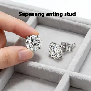 Anting Moissanite Model Simple Mewah Ringan Dipakai untuk Tampilan Lebih Menarik