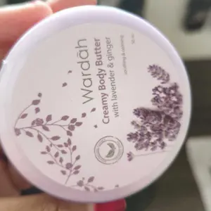 Wardah Creamy Body Butter 50 ml - Membantu melembabkan dan melembutkan kulit tangan serta badan - Mengandung Vitamin E dan Ekstrak Bahan Natural - Personal Care