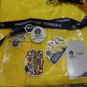 Paket Jas Almamater+KTM+Lanyard Universitas Terbuka, dibagian kancing ada logo Universitas terbuka