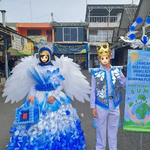 Ready Stok Sayap peri  hitam putih buat karnaval/pentas seni