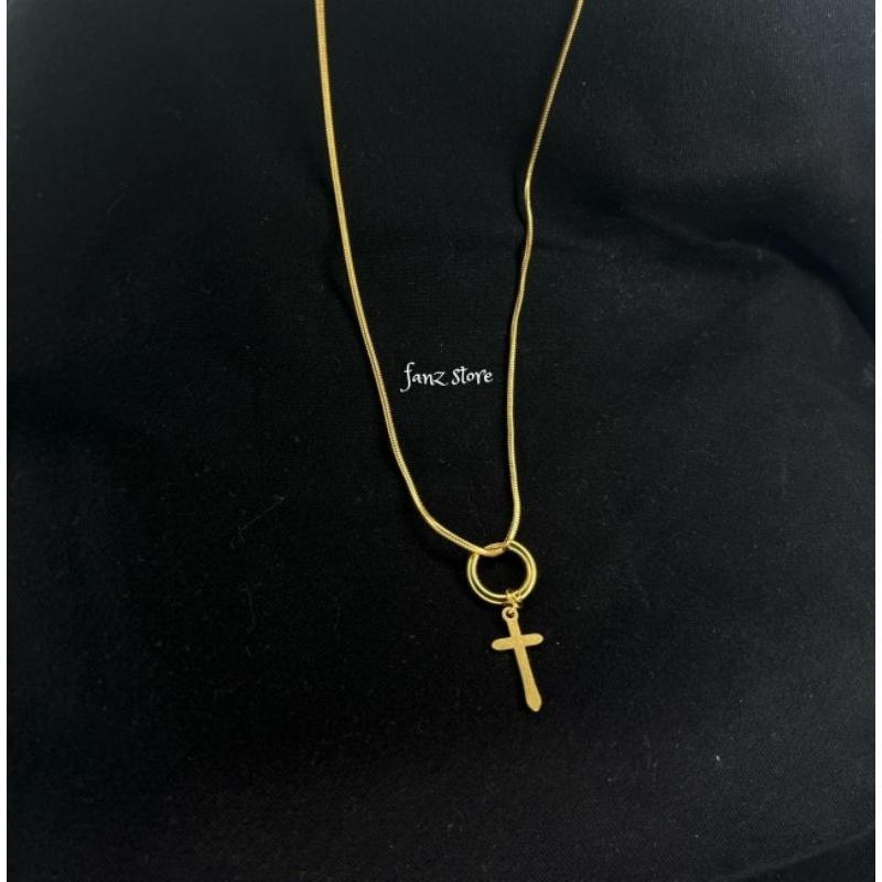 KALUNG SALIB KALUNG LIONTIN SALIB TITANIUM DENGAN CINCIN BULAT HIGH QUALITY SILVER GOLD BLACK ANTI KARAT PRIA DAN WANITA TERLARIS TERMURAH 2
