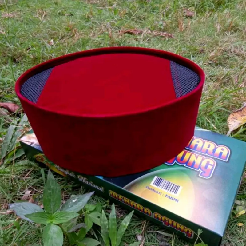 PECI SONGKOK NASIONAL Plolos Hitam Bahan Bludru 4