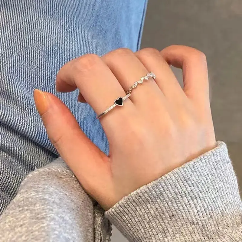 COD❤️ 2Pcs/Set Cincin Korea Kupu-kupu Zirkon Hitam Pembukaan Dapat Disesuaikan Butterfly Fashion Adjustable Untuk Wanita Murah-CL 3