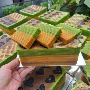 1/2 loy Lapis legit lumut cheesy prunes pandan asli premium tanpa terigu setengah loyang (8x16cm)