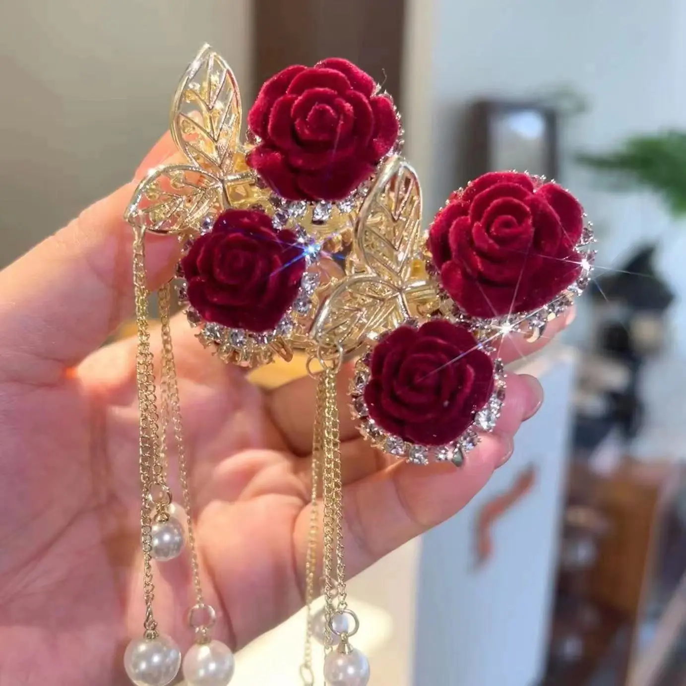 Red roses, cherry tassels, small grab clip, back of head, half tied top clip, hair ornament, flocked high horsetail hair clip, female