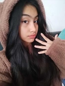 Product Review of Sweater Hoodie Crope V Bear Sherpa Bulu Domba Fit Wanita Tebal Oversize Cream from ￶**￶ 3