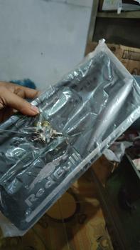 Product Review of Dudukan Plat Nomor Red Bull List Warna Cover Plat Variasi Motor Universal from b**s m**a 0