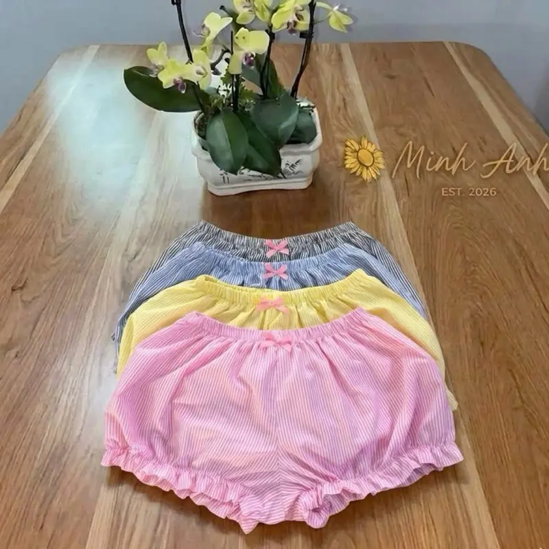 Quần đùi nữ dáng ngắn , gấu bèo hottrend
