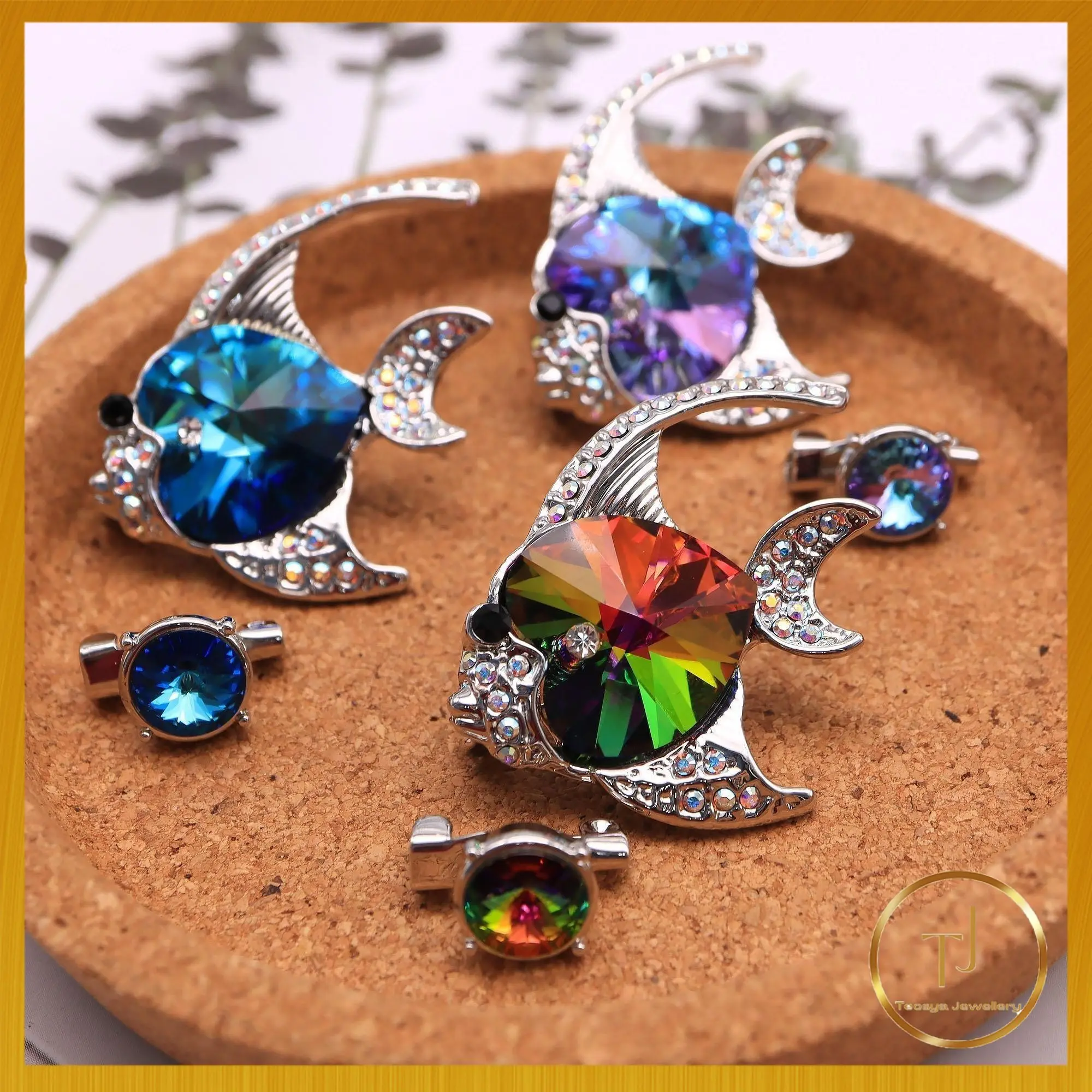 TEESYA JEWELLERY P35 Baby Brooch Elegant Brooch Kerongsang Premium Pin Tudung Shawl Bawal Hijab Brooch Dagu Bahu
