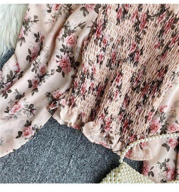 Product Introduction of Retro Floral Crop Top for Women Long Sleeve High-waisted Short Blouse Off-shoulder Shirt 16