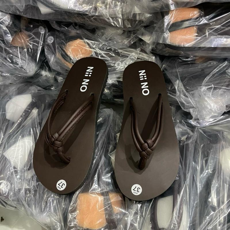 [ND04] FORM NHỎ Dép kẹp trơn nữ quai da đế bằng, dép xỏ ngón DéP GiàY Shoes 1