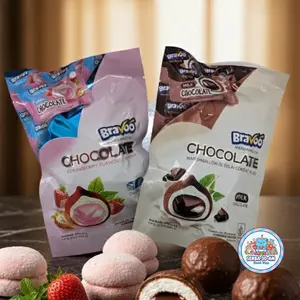 Bravoo Chocoball Marhsmallow Pouch 1 Pouch isi 5Pcs Snack Lezat dan Menggugah Selera Ideal untuk Camilan Sehari-hari