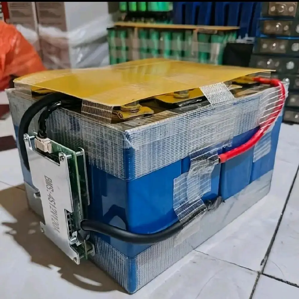 Sparepart 12Volt 100Amper Plus BMS Cell Panjang/Pendek Siap Pakai Tegangan 12Volt Daya 100Amper Fitur BMS Cell Hemat Waktu pengiriman bisa random untuk kegunaan sama aja
