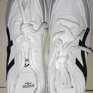 Zeodda Riwon Sepatu Sneakers Wanita Casual Sport Shoes Trendy 1099 Karet Olahraga