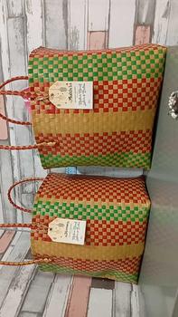 Product Review of TAS MURAH SOUVENIR (M) 28x15x27 TAS PASAR/TAS HAJATAN/TAS PARSEL MUAT 5 KG from N**l H**i 0