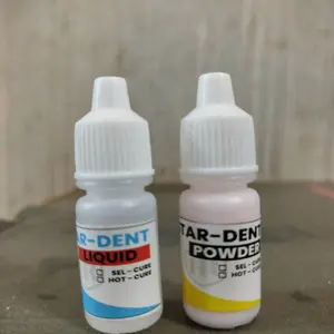 powder dan liquid untuk merawat gigi tiruan dan cpat kering warnanya sma dengan gusi Pembersihan Mulut