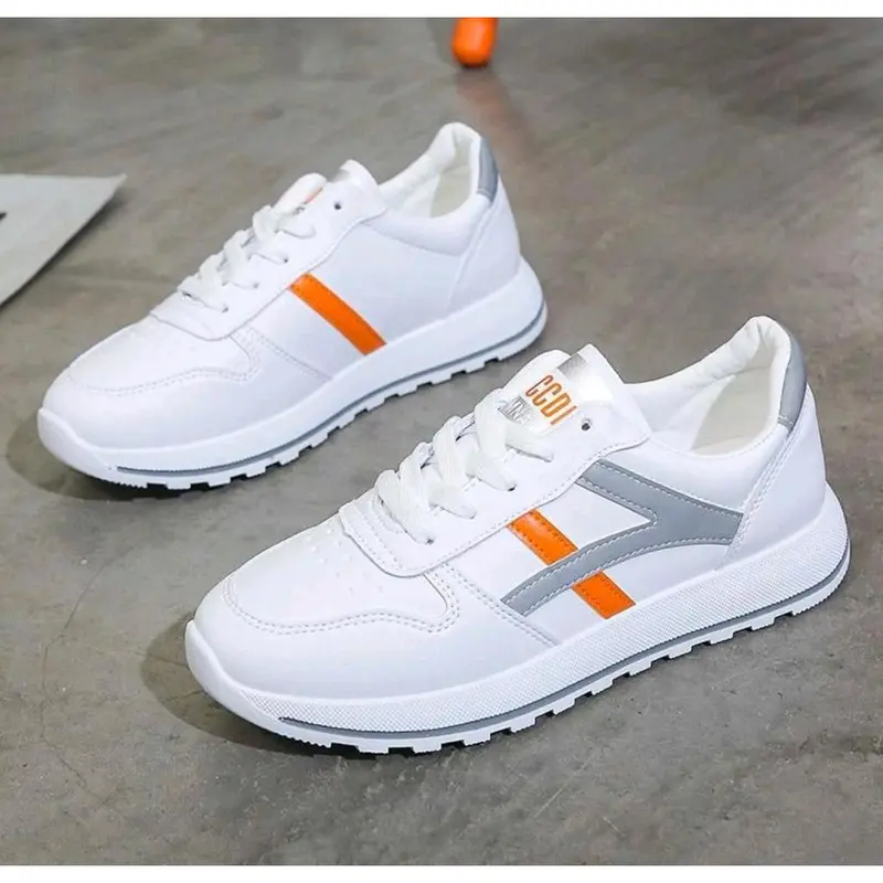 sepatu senaekers wanita sepatu olahraga sepatu santay size 37_40 jaya shoes Casual 1