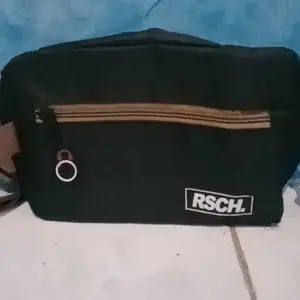 TAS SELEMPANG WAISTBAG PRIA WANITA TERBARU TERMURAH TERLARIS
