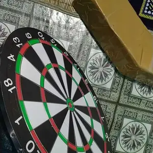 WANNAFIT Papan Dart Game Jarum & Magnet 17 Inch | Alat Rekreasi Olahraga Rumah