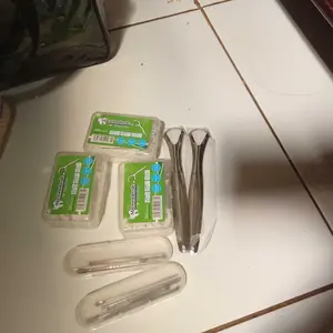 SM B-31 Benang Tusuk Gigi Pembersih sela gigi steril 1 box isi 50pcs Dental Floss Benang Tusuk Gigi Pembersih Sela-sela