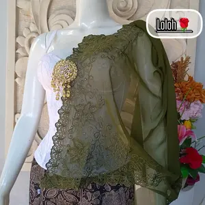 Terbaru  Kain bordir sutra crefe. Pola leher segilima .  Ukuran 1 baju