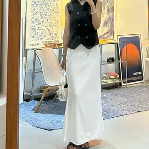 Rok Duyung Satin Silky Wanita Pendek untuk Tampilan Elegan dan Nyaman