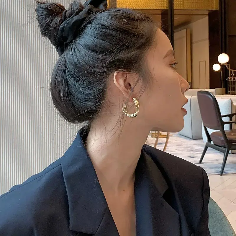 Simple Retro Style Earrings, Irregular Shape Earrings, Gold Earrings, Light Luxury Style Jewelry, Niche Earrings, Birthday Gift, High-end Elegant Earrings chunky  earrings cute  earrings clip  earrings