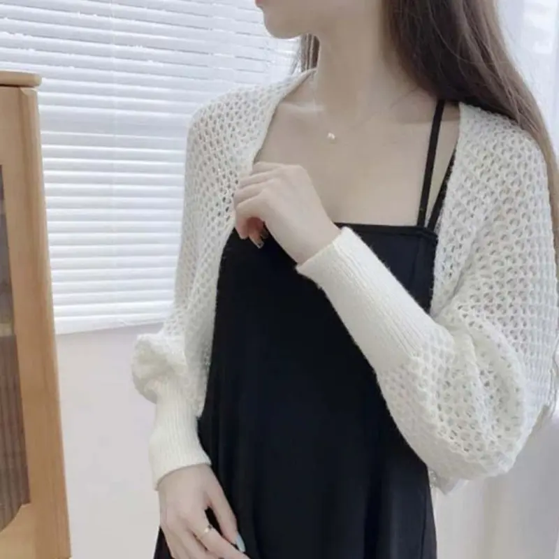 Áo Cardigan Dệt Kim, Phong Cách Thường Ngày Ngoại Cỡ, Thiết Kế Khoét Lỗ Dáng Rộng Vừa Vặn, Áo Đan Móc, Thích Hợp Đi Biển, Áo Crop Top Mỏng, Chống Nắng, Khăn Choàng Chống Nắng Dệt Kim, Lý Tưởng Cho Kỳ Nghỉ 4