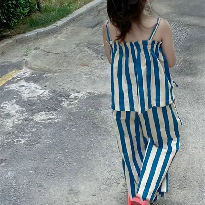 BeeChic.Kids Setelan Striped Two-Piece Baju Anak Cewe Cropped Pants Fashion Trendy Import - Setelan Belang Anak Perempuan Import 3