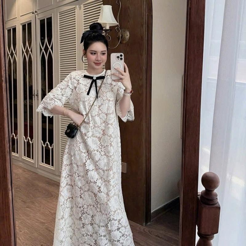 ( Mở Bán - Tặng Váy Dây Trong) Váy Ren Hoa Xuông Cổ Tròn Vạt Lượn Sang Chảnh Tôn Dáng by HP