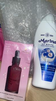 Product Review of PAKET MENCERAHKAN BADAN MARINA UV WHITE HEALTHY AND GLOW DAN HOUSE OF BEAUTY WHITE DOSE BODY SERUM 50 ML NEW YOUTH SKIN REVOLUTION Lotion Tubuh Pencerah from a**r 0
